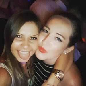 Meet your Posher, Chloe